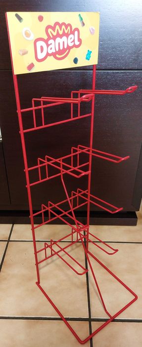 Expositor diversos artigos