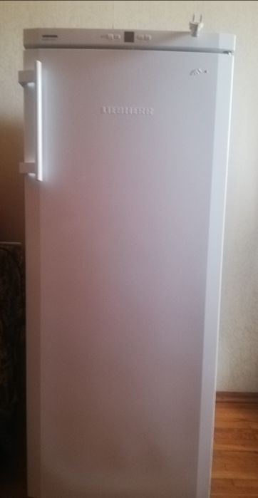 Продам Морозильну камеру Liebherr GN 2323 No Frost. 6 ящиків.