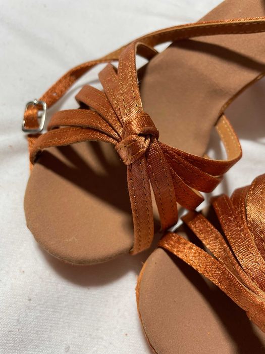 nowe Latino buty do tańca 41 karmel 7 cm supełek
