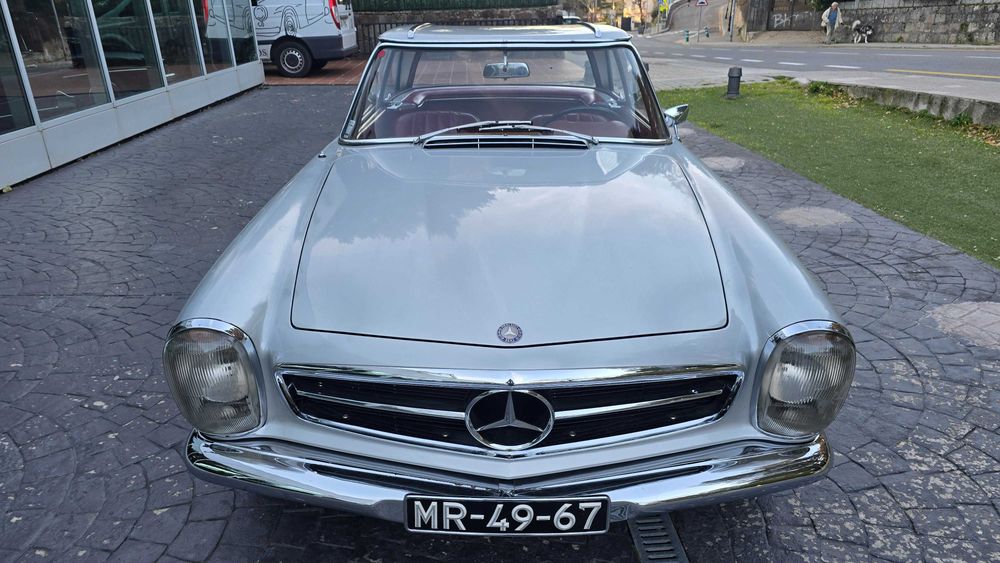 Mercedes-Benz 230SL W113 Pagode 1964 Classico registado en Portugal