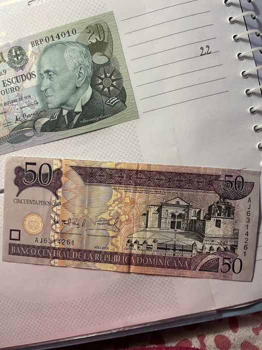 Tenho varias notas antigas