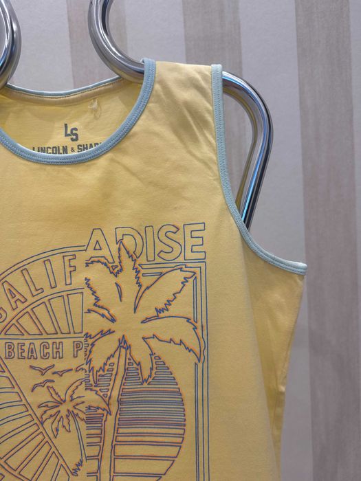 T-shirt bez rękawów