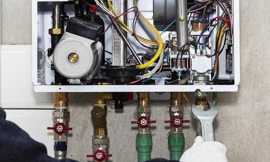 Naprawa kotłów gazowych, podgrzewaczy, podłączenia kuchenek i płyt.