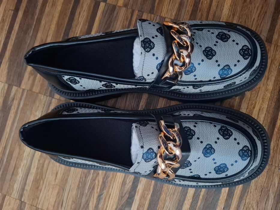 Nowe piękne ozdobne buty mokasyny/lordsy rozm. 40