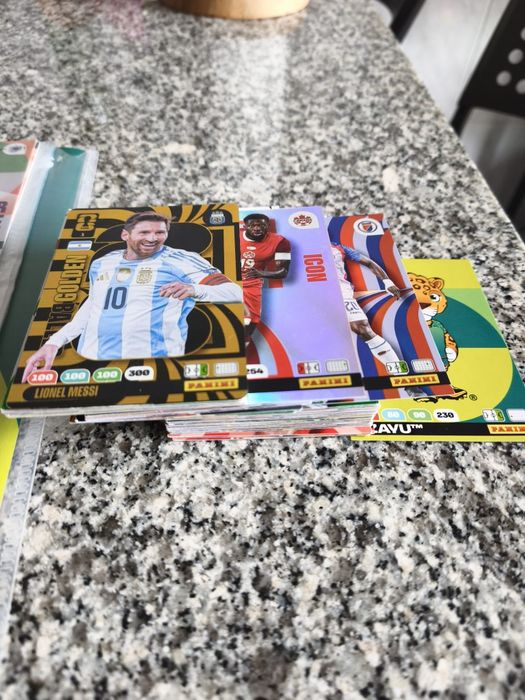 Caderneta cheia adrenalyn xl mundial fifa 2026 panini