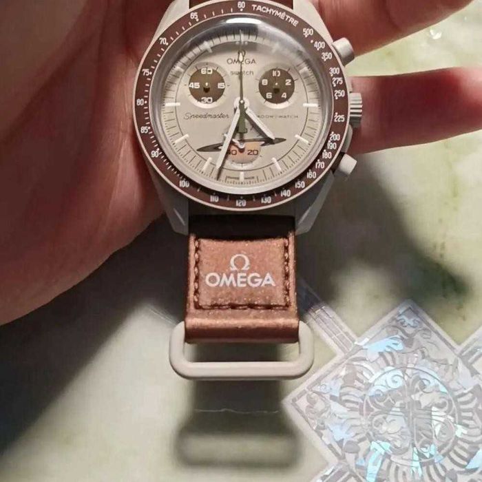 Omega x Swatch Saturn SO33T100 - Nowa Era Dostępna