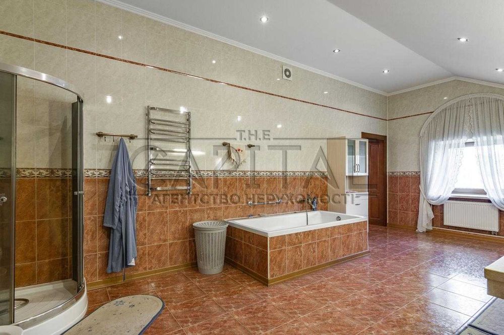 Продаж 3-поверхового будинку 1200м2, Вища Дубечня, Вишгородський р-н