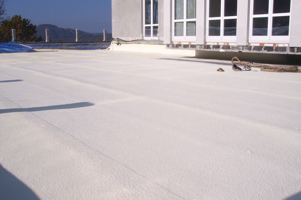 Remonty dachów Izolacje polimoncznikowe poliuretanowe renowacje pvc