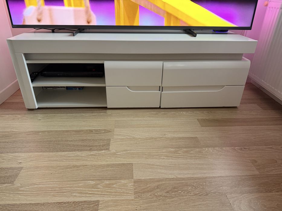 Szafka pod telewizor tv biała połysk / mat
