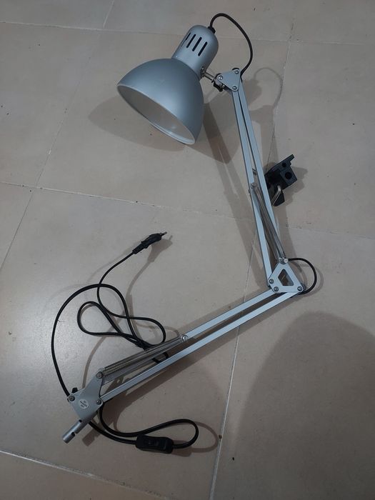 Candeeiro de mesa