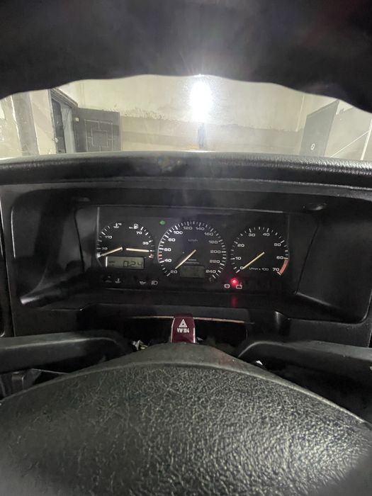 Passat b3 1993 року випуску