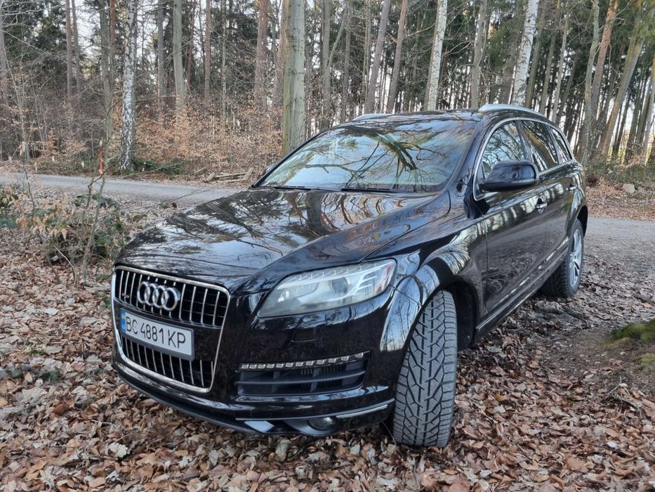 Автомобіль Ауді Q 7