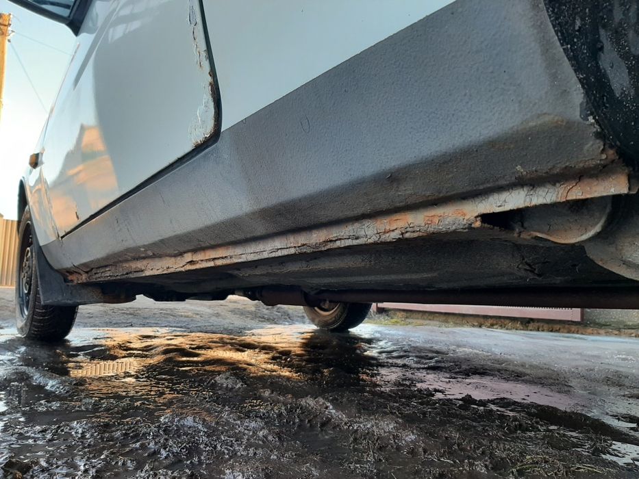 Продам таврію бензин