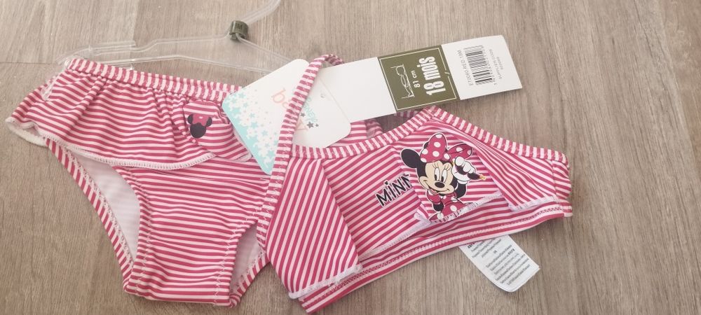 Biquínis da Minnie e lady bug novos