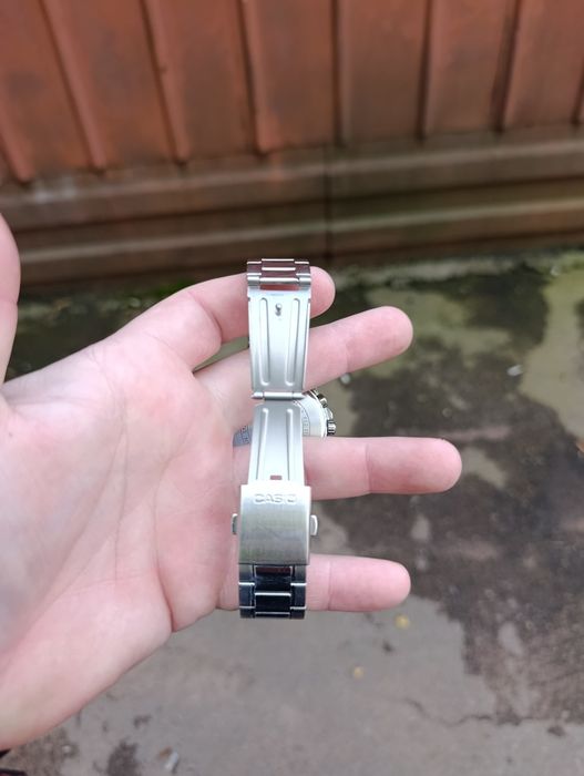 Продам Casio MTP-1374D-7A