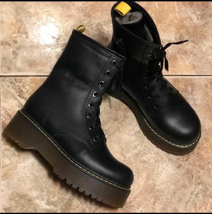 Черевики шкіряні мартінс