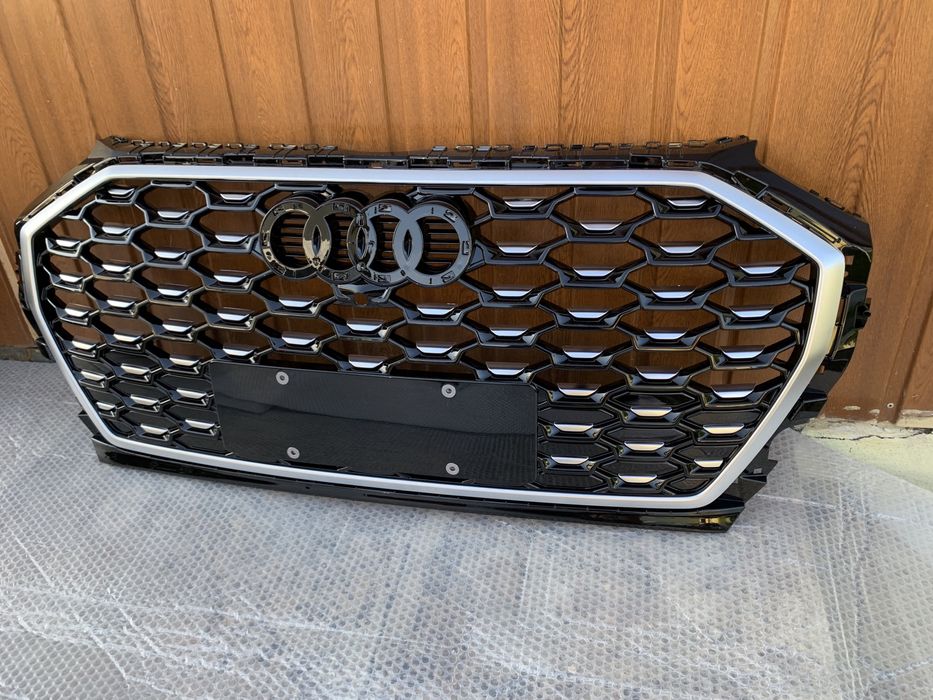 Решітка audi q5 80A гриль бампер Audi Q5 решетка