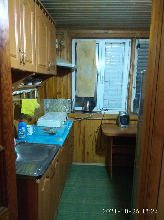 Продам частину будинку,недорого!