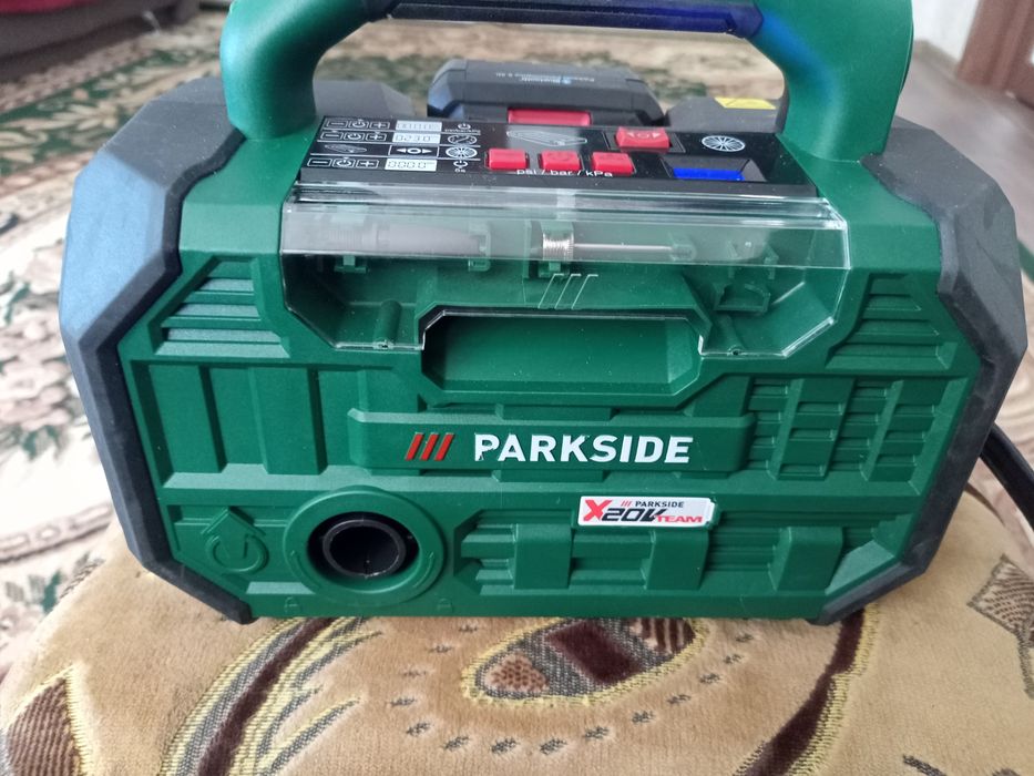 Акумуляторний компресор та лобзик PARKSIDE® 20V »PKA 20-Li D3« новий.