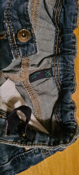Jeans menino Benetton 4/5 anos (XS)