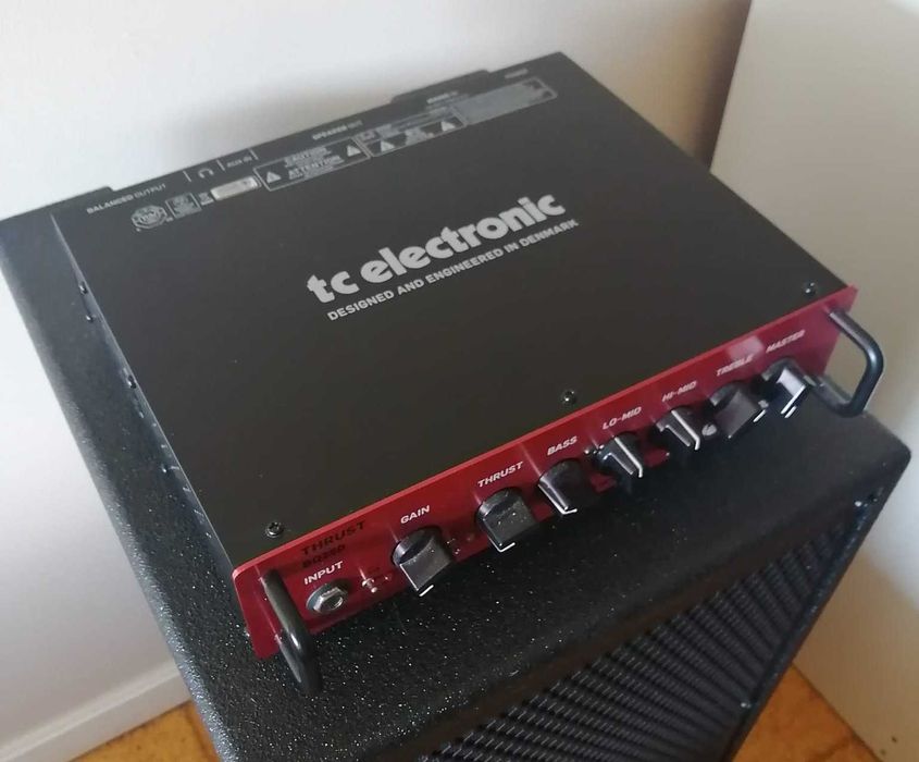 Amplificador de Baixo - TC Electronic BQ250 Bass Head
