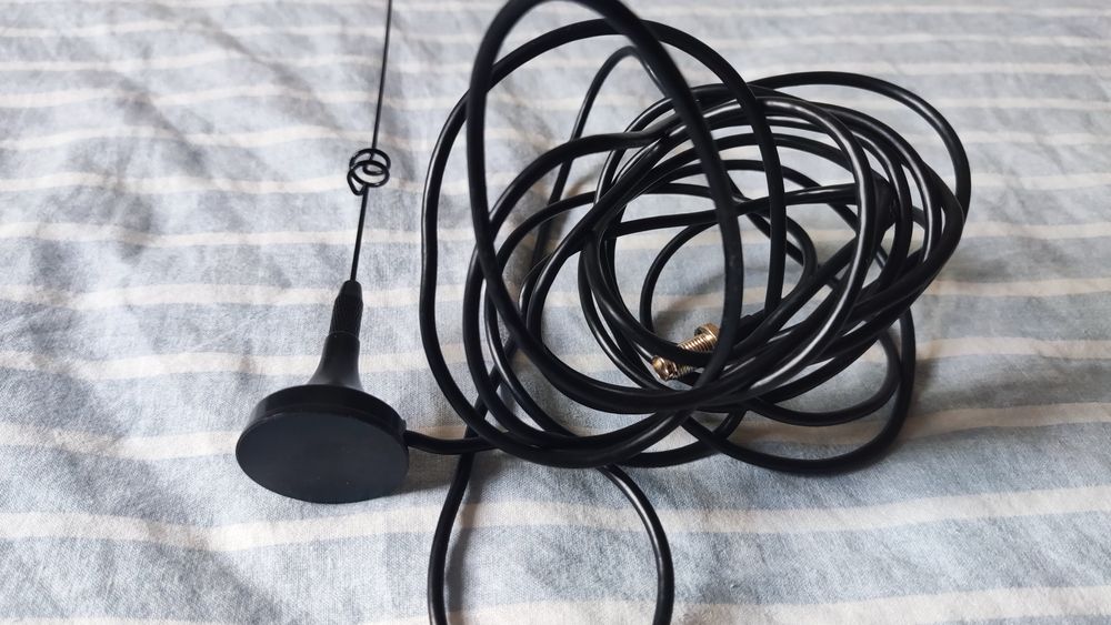 Rádio Baofeng UV-5R + Antena p Carro