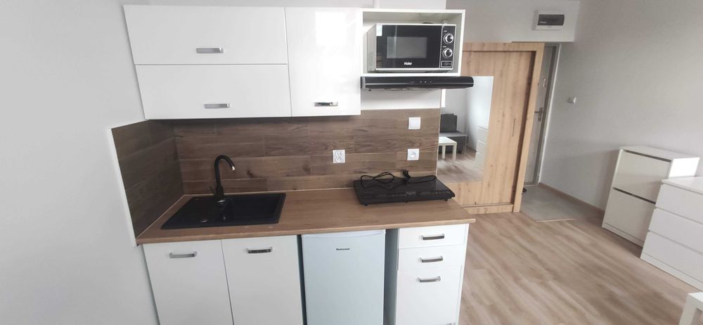 Wynajmę kawalerkę 2 piętro w pełni wyposażoną. Internet w cenie