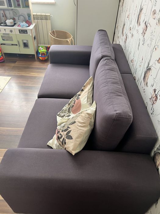 Kanapa / sofa  .