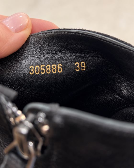 Alexander McQueen - замшеві ботильйони, р. 39