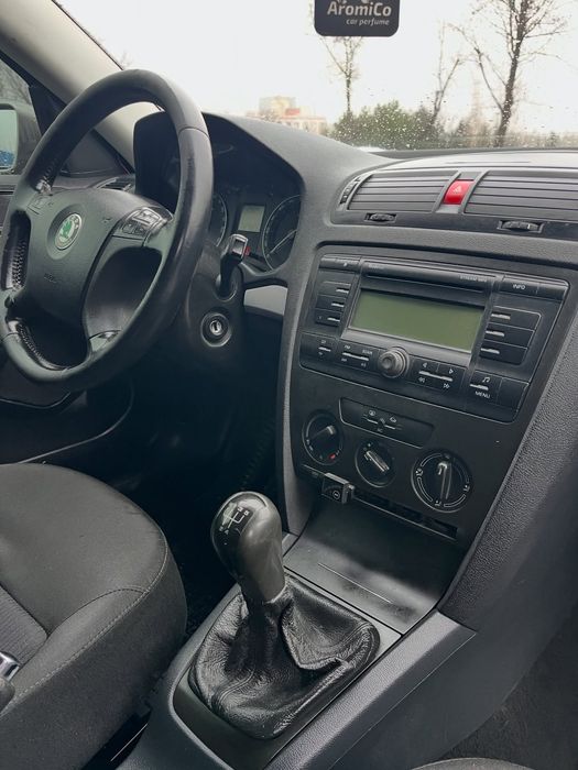 Skoda Octavia - МКПП 1.6 Бензин/Газ