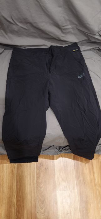Чорні жіночі штани Jack Wolfskin