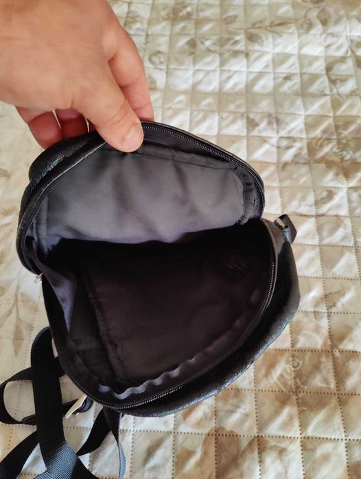 Mala tiracolo Samsonite pele genuína em bom estado 22x25 cm