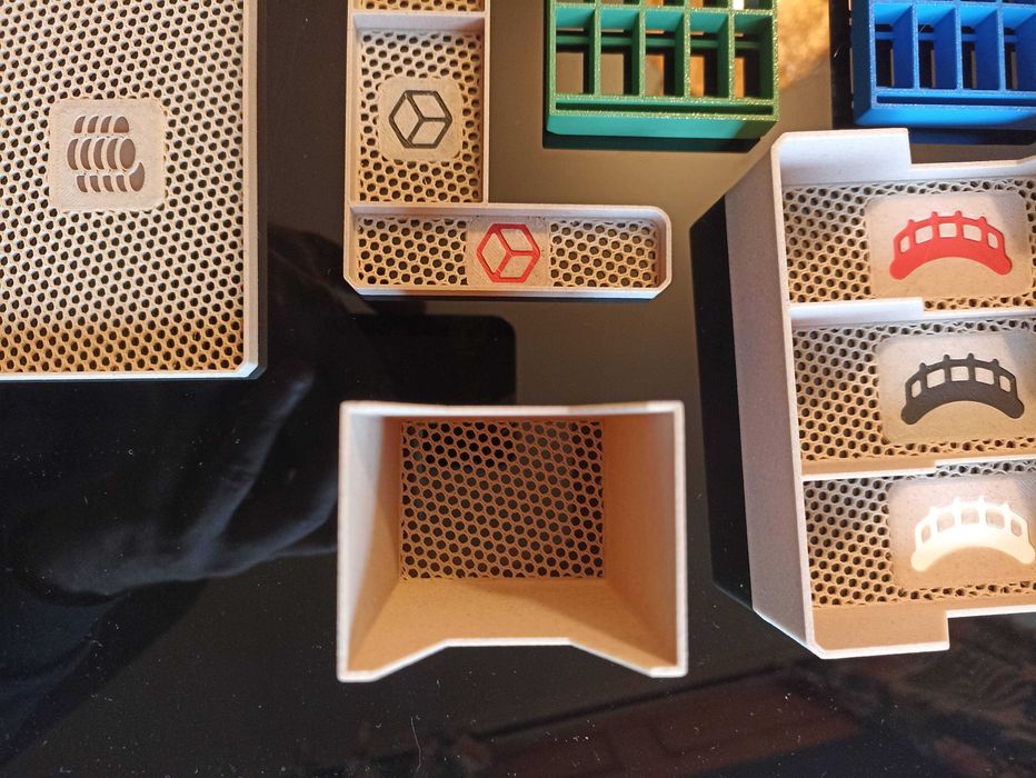 Insert para o jogo de tabuleiro The White Castle (board game)