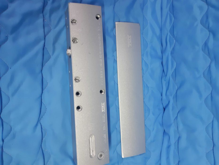 Samozamykacz GEZE-TS 5000V