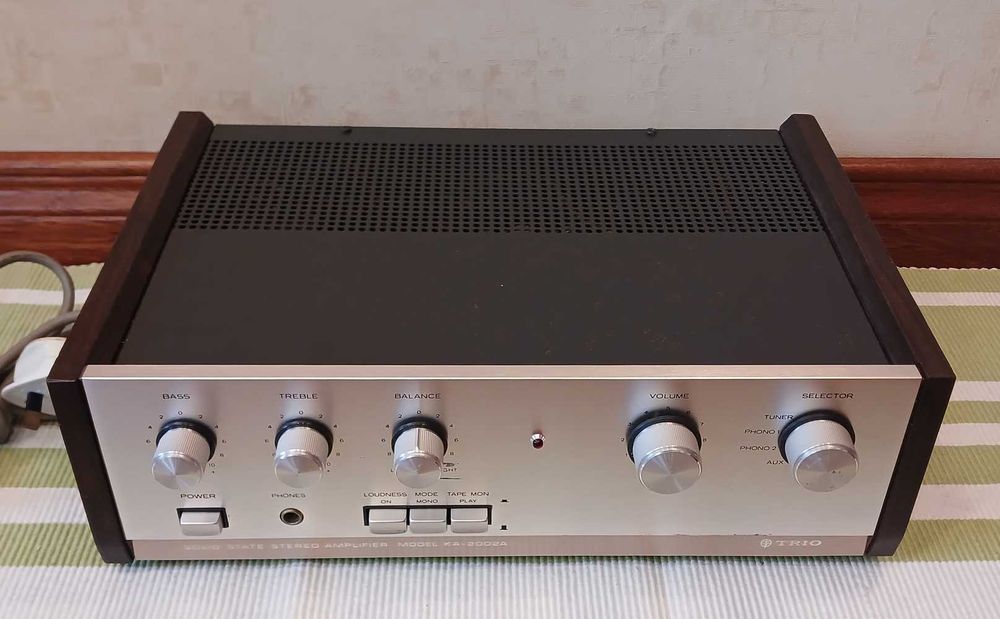 Знижки ! Підсилювач Trio (Kenwood) KA-2002A