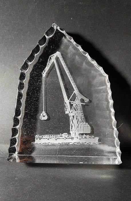 Pisa-Papéis em Cristal