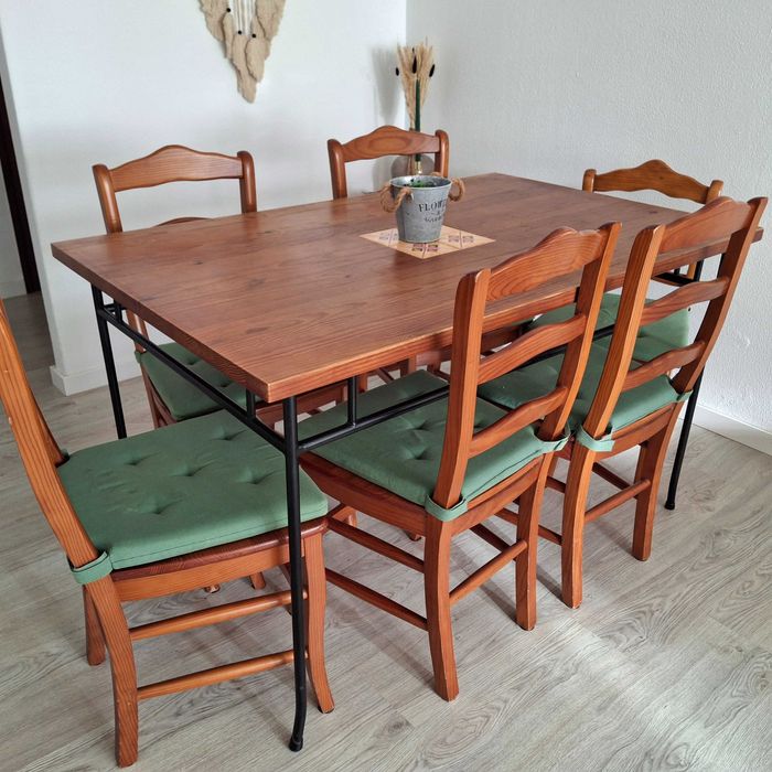 Vendo mesa jantar + 6 cadeiras