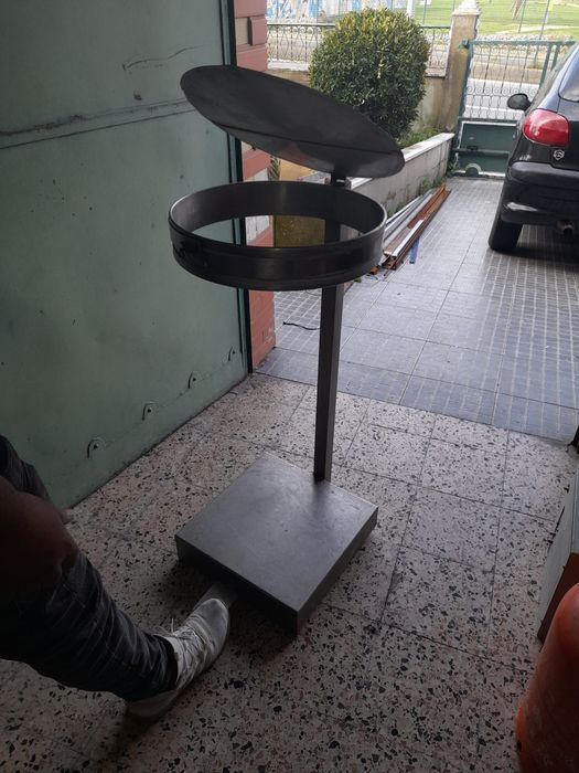 Armação de saco de lixo