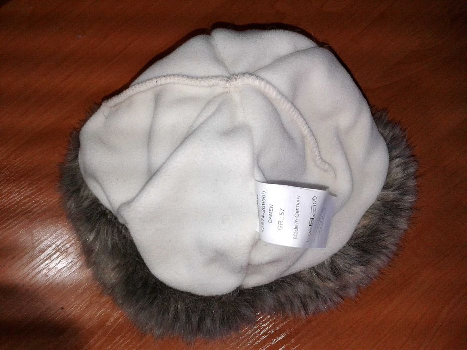 Шапка из шерсти альпаки Германия