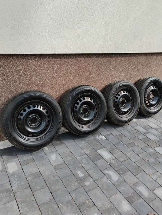 Koła 16 cali z oponami letnimi