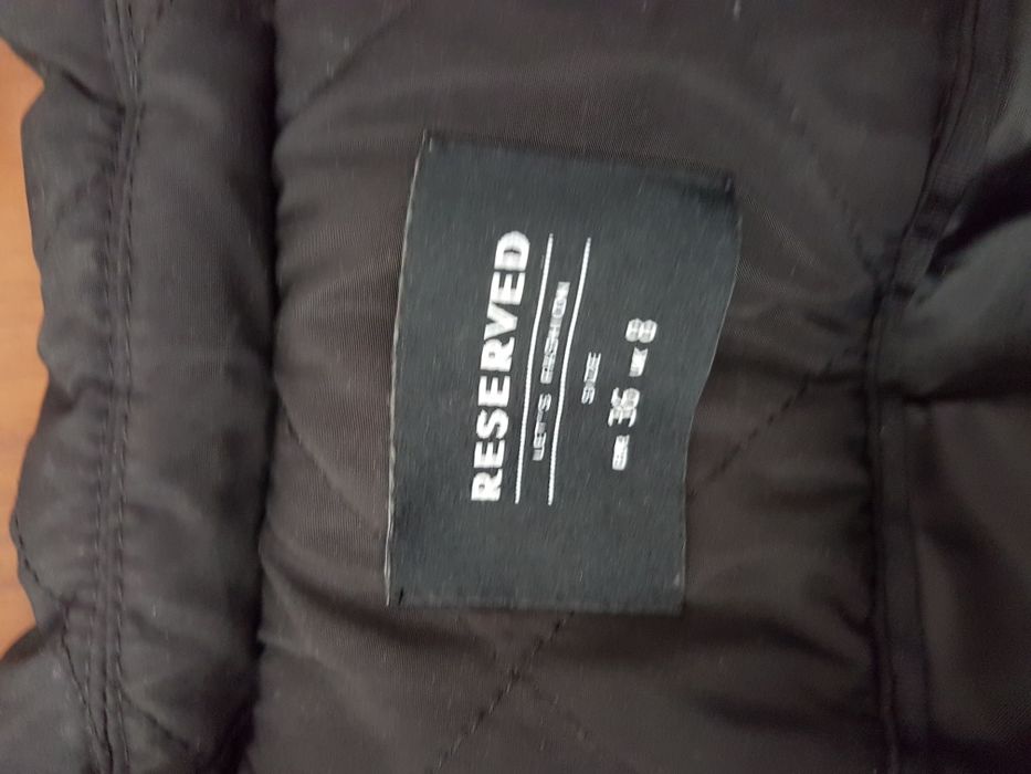 Kurtka czarna RESERVED roz.36
