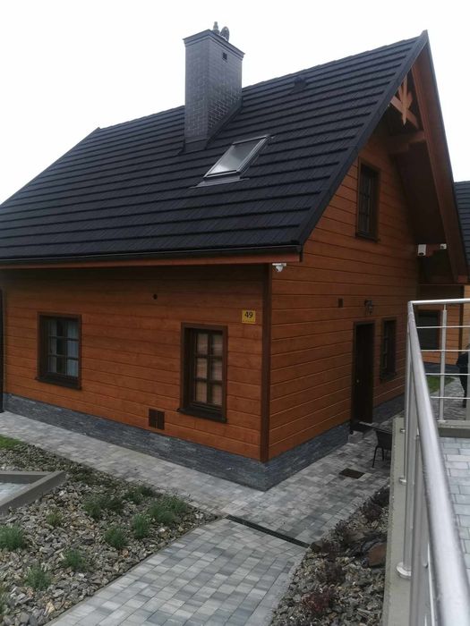 Malowanie elewacji, dachów, montaż podbitki