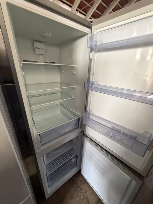 Frigorífico combinado BEKO