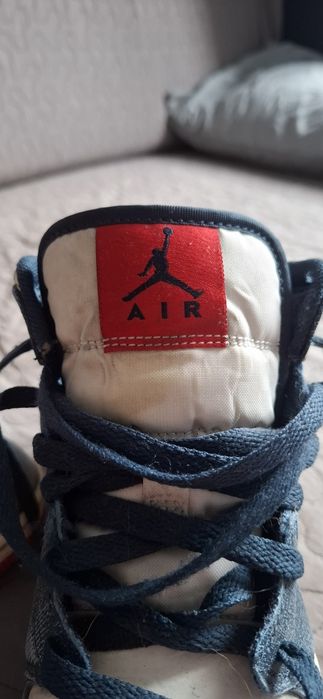 Nike Air Jordan 1 Mid SE