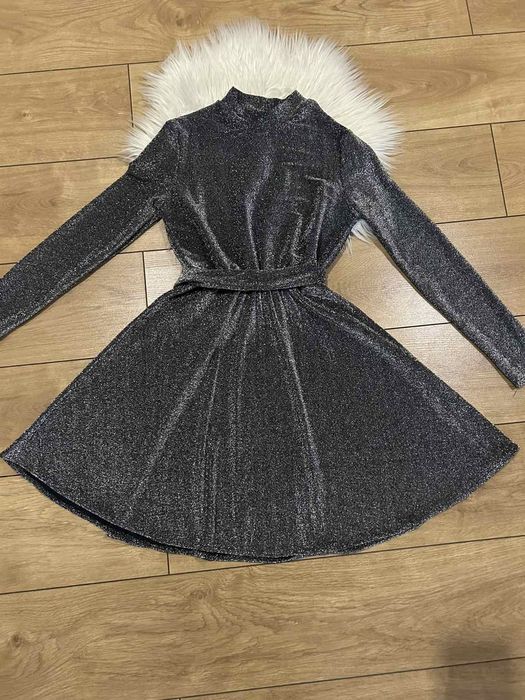 Шикарна  сукня жіноча