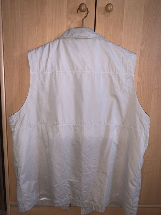 Жилетка чоловіча