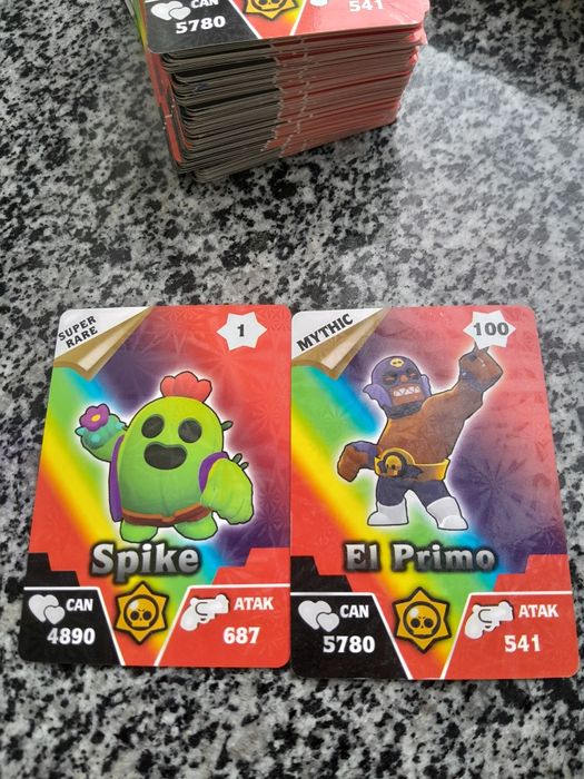 Брілки та картки Brawl Stars