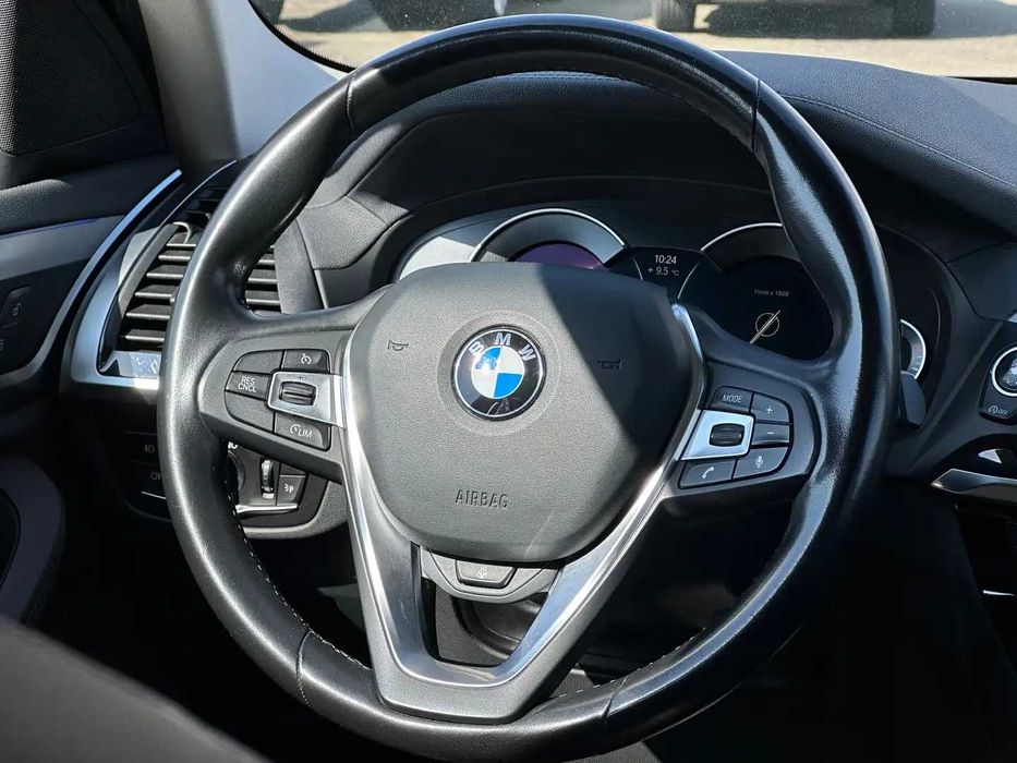 У продажі авто з ЄС BMW X3 30d xdrive Steptronic xLine/LED/Leder/Ambiente/AHK 2018 року.