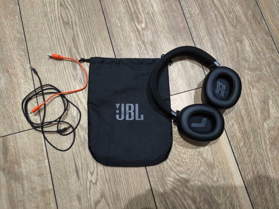 Słuchawki JBL LIVE660NC