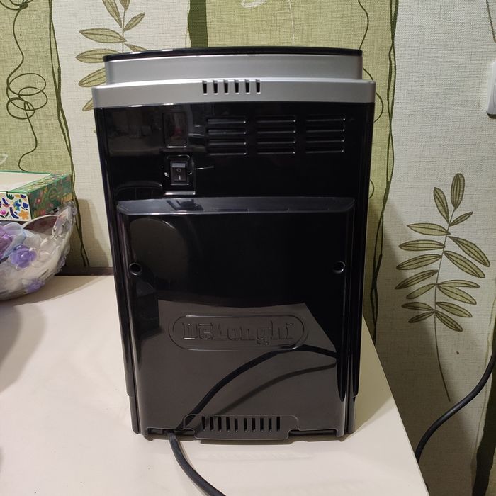 Кавомашина Delonghi ECAM 25.120 Делонгі / Кофемашина Делонги